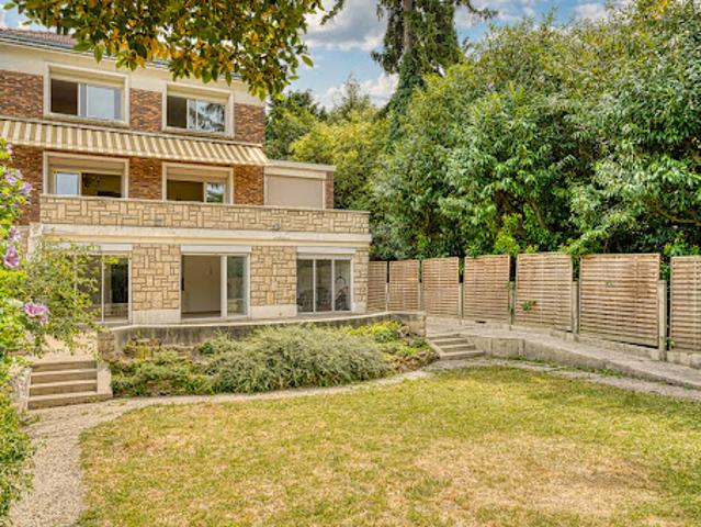 Vente Maison 8 pièces 245.93 m2 Sceaux