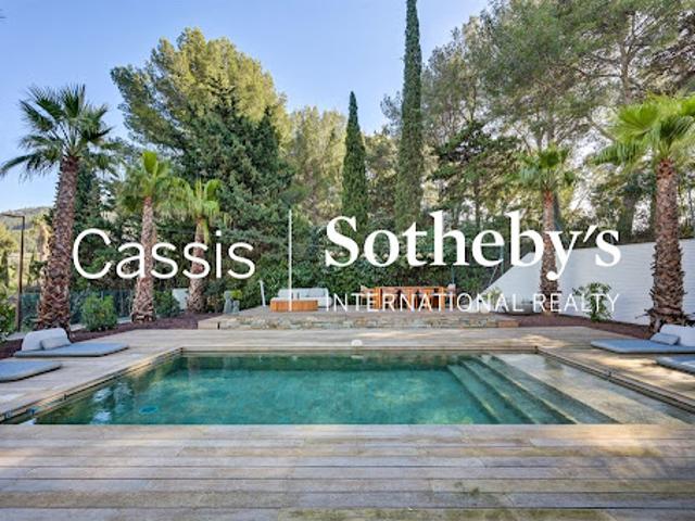 Vente Maison 8 pièces 246 m2 Cassis