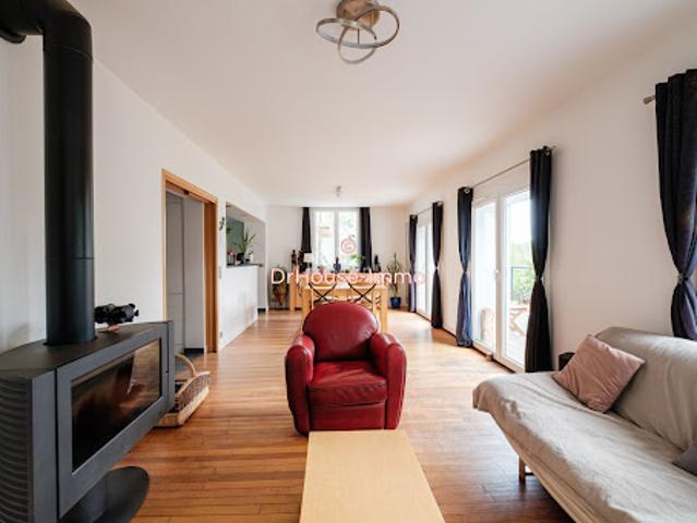 Vente Maison 8 pièces 247 m2 La Celle Saint Cloud