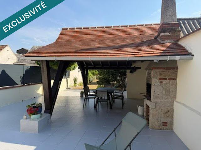 Vente Maison 8 pièces 247 m2 Saint denis de l'hotel