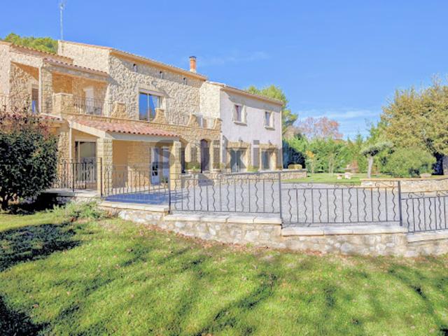 Vente Maison 8 pièces 248.71 m2 Uzès