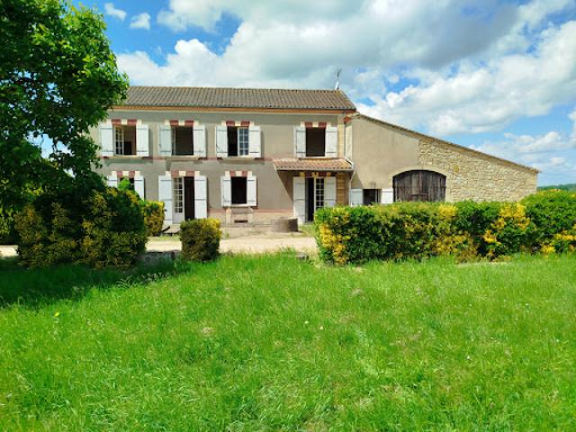 Vente Maison 8 pièces 249 m2 Caplong