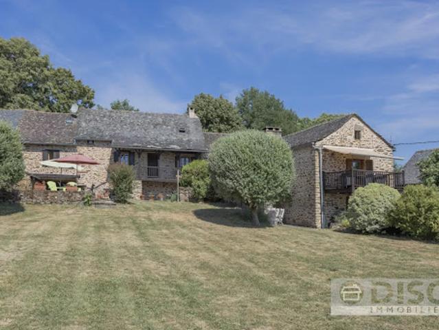 Vente Maison 8 pièces 249.5 m2 Jouqueviel