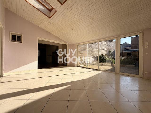 Vente Maison 8 pièces 240 m2 Amiens