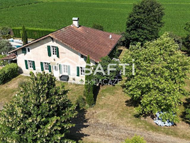 Vente Maison 8 pièces 240 m2 Poyanne
