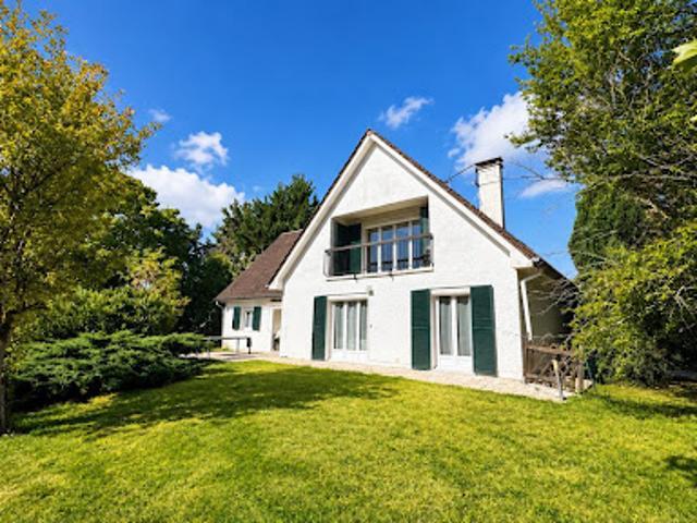 Vente Maison 8 pièces 240 m2 Villecresnes