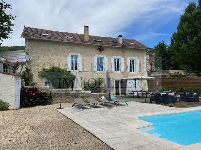 Vente Maison 8 pièces 242 m2 Duravel