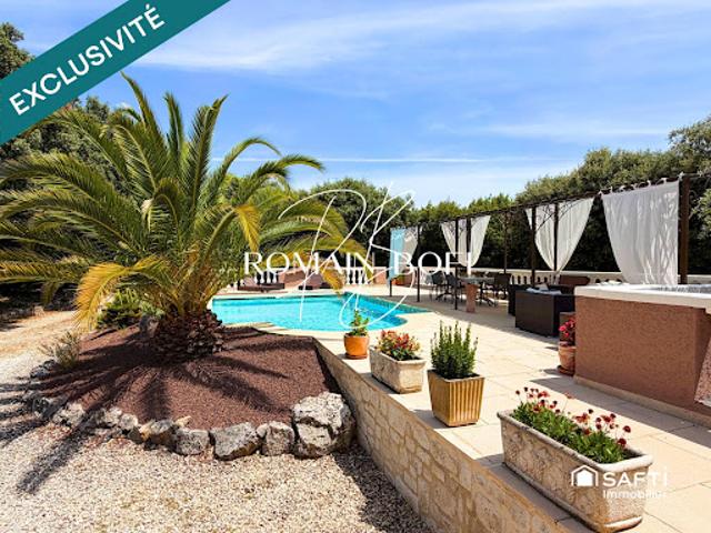 Vente Maison 8 pièces 242 m2 Garrigues Sainte Eulalie