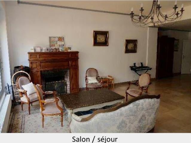 Vente Maison 8 pièces 255 m2 Bourges