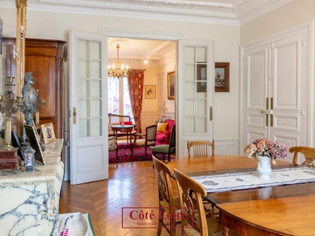 Vente Maison 8 pièces 256 m2 Orleans