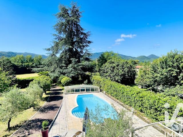 Vente Maison 8 pièces 256 m2 Labroquère