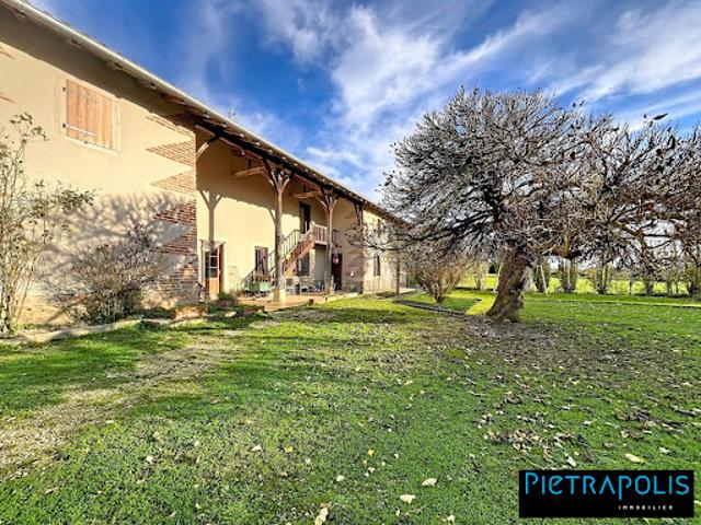 Vente Maison 8 pièces 256 m2 Pont de Veyle