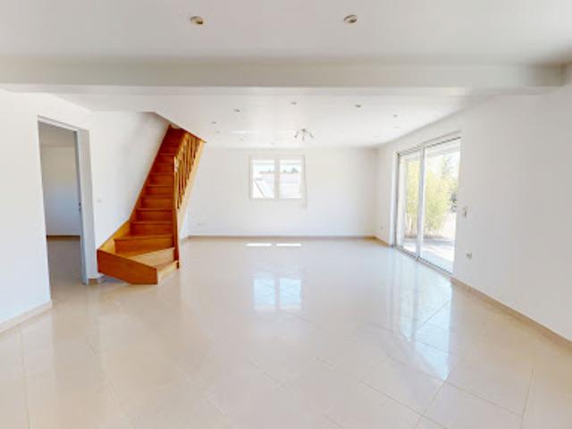 Vente Maison 8 pièces 256.18 m2 Brienne sur Aisne