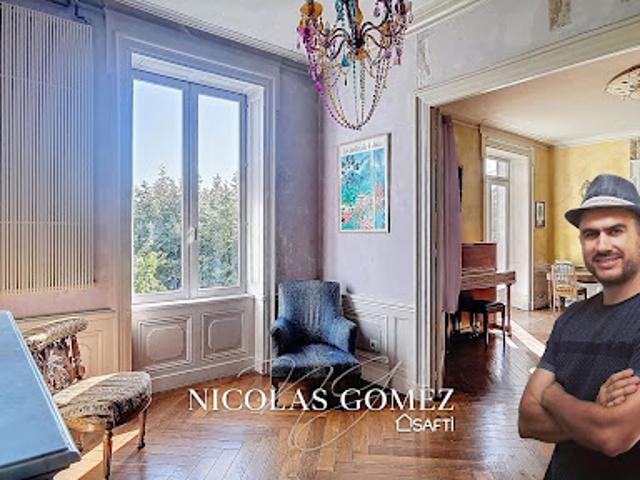 Vente Maison 8 pièces 247 m2 Saint Germain au Mont d'Or
