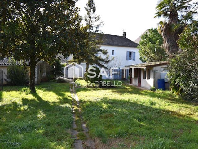Vente Maison 8 pièces 250 m2 Malause