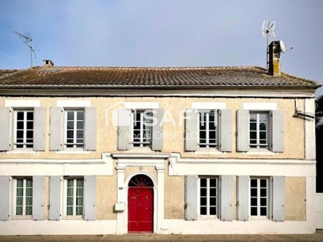 Vente Maison 8 pièces 250 m2 Malause