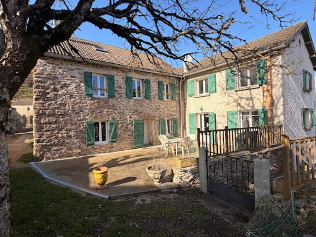 Vente Maison 8 pièces 250 m2 Mont Lozère et Goulet