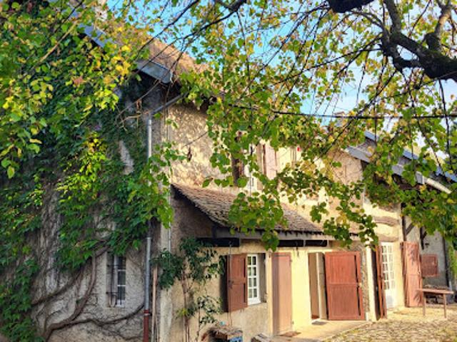 Vente Maison 8 pièces 250 m2 Briord