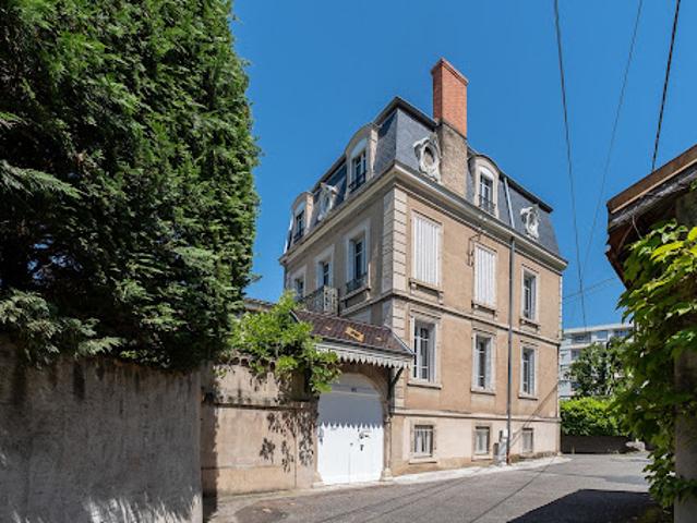 Vente Maison 8 pièces 250 m2 Caluire et Cuire