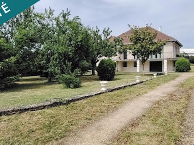 Vente Maison 8 pièces 250 m2 Chatellerault