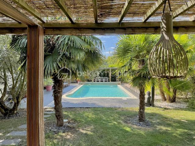 Vente Maison 8 pièces 250 m2 Gueux