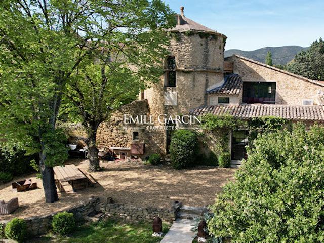 Vente Maison 8 pièces 250 m2 Lauris