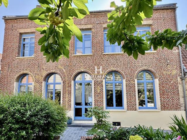 Vente Maison 8 pièces 250 m2 Saint Omer