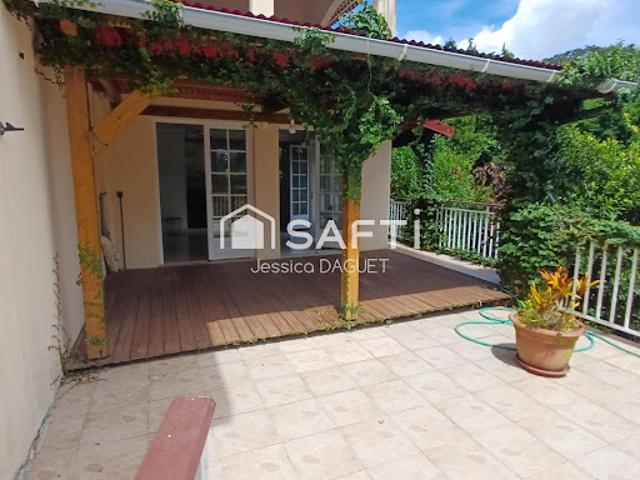 Vente Maison 8 pièces 250 m2 Saint joseph