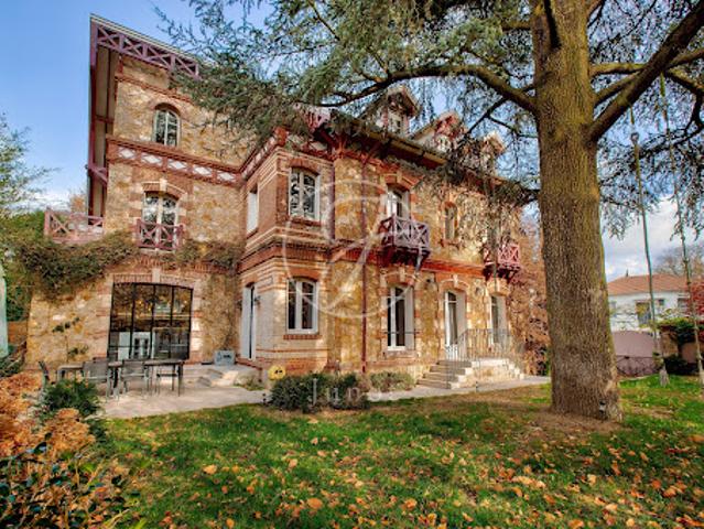 Vente Maison 8 pièces 292 m2 Vaucresson