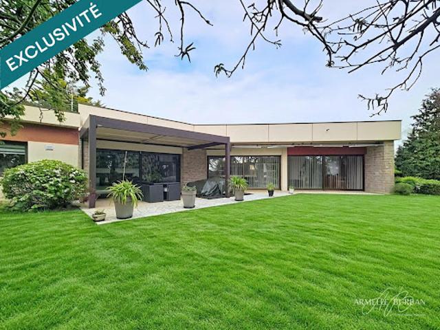 Vente Maison 8 pièces 251 m2 Mauron