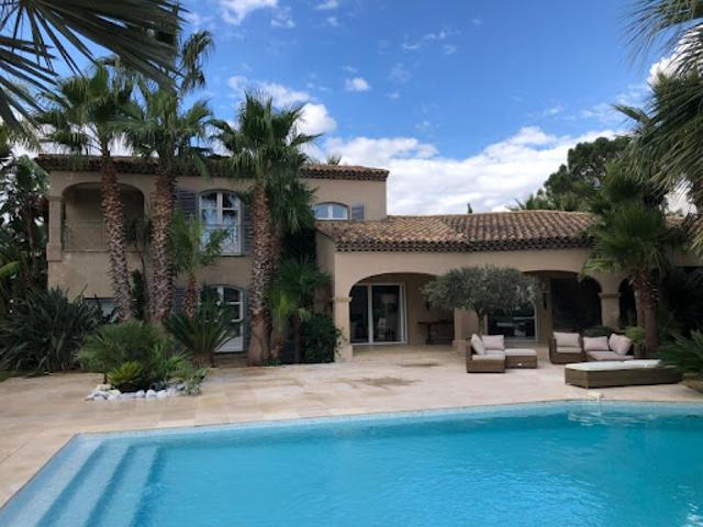 Vente Maison 8 pièces 251 m2 Grimaud