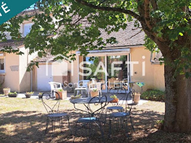 Vente Maison 8 pièces 251 m2 Ferrières en Gâtinais