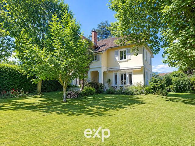 Vente Maison 8 pièces 251.69 m2 Pontcharra