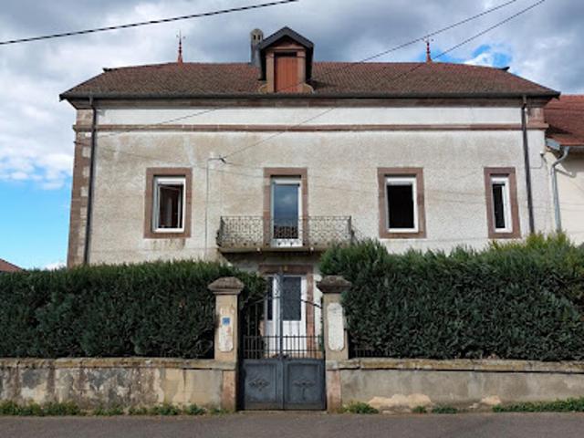 Vente Maison 8 pièces 252 m2 Saint Loup sur Semouse