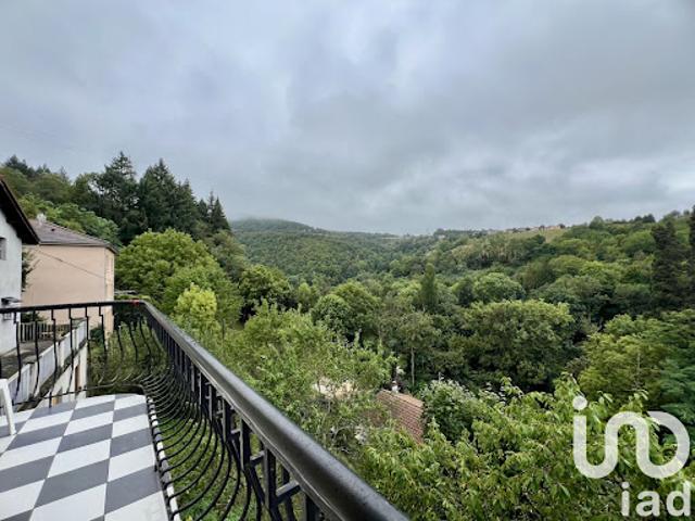 Vente Maison 8 pièces 253 m2 Le Chambon Feugerolles