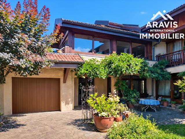 Vente Maison 8 pièces 266 m2 Annecy le Vieux