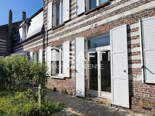 Vente Maison 8 pièces 267 m2 Doullens