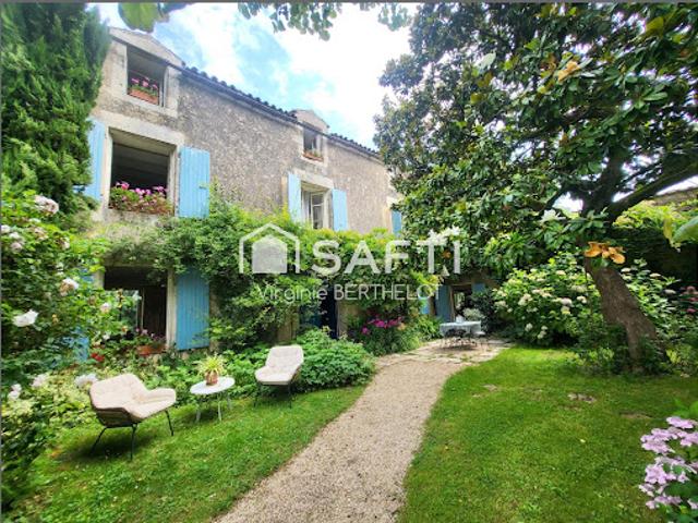 Vente Maison 8 pièces 268 m2 Nanteuil