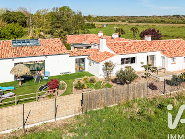 Vente Maison 8 pièces 268 m2 Saint Jean de Monts