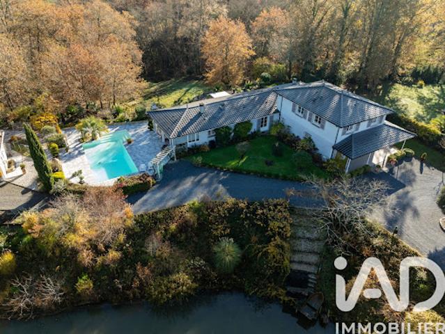 Vente Maison 8 pièces 269 m2 Belin Béliet