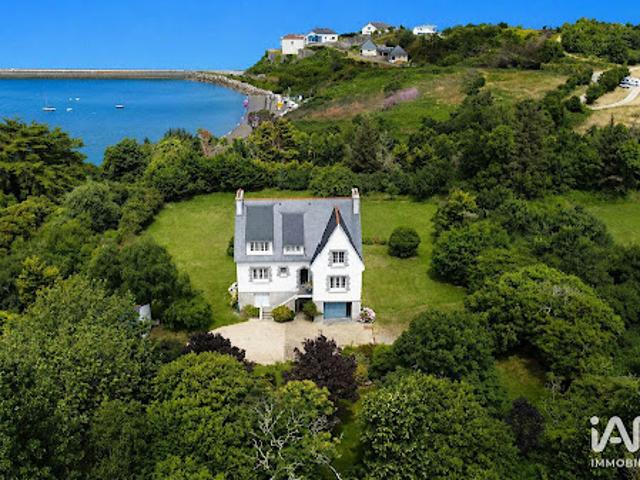 Vente Maison 8 pièces 260 m2 Lanvéoc