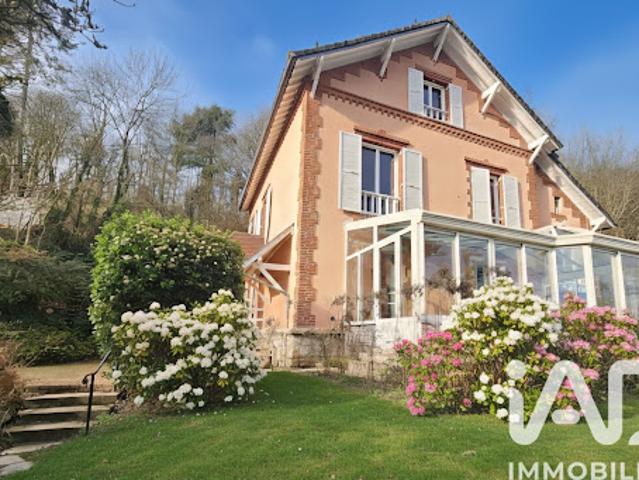 Vente Maison 8 pièces 260 m2 Parmain