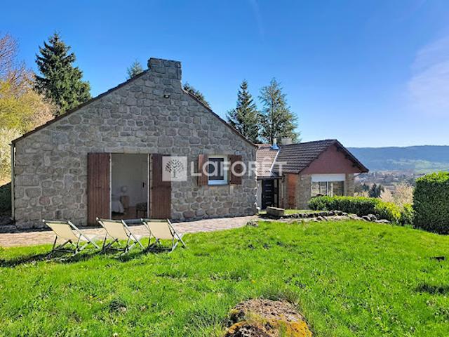 Vente Maison 8 pièces 262 m2 Langogne
