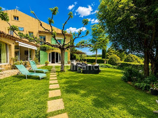 Vente Maison 8 pièces 274 m2 Pertuis