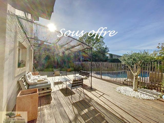 Vente Maison 8 pièces 275 m2 Saint Georges d'Orques