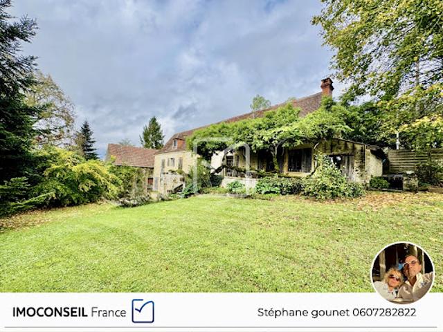 Vente Maison 8 pièces 275.9 m2 Sarlat la caneda