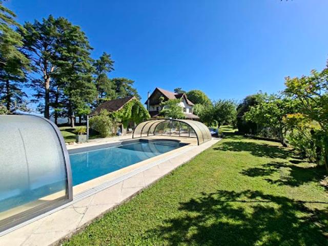 Vente Maison 8 pièces 277 m2 Yenne