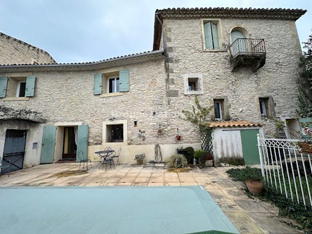 Vente Maison 8 pièces 277.4 m2 Langlade