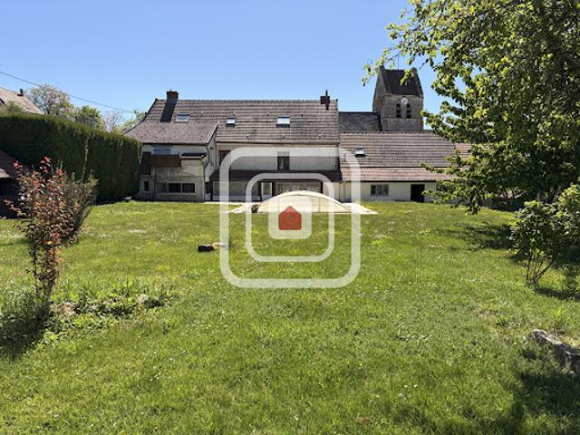Vente Maison 8 pièces 278 m2 Fère en Tardenois