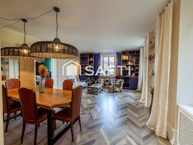 Vente Maison 8 pièces 270 m2 Montbazens